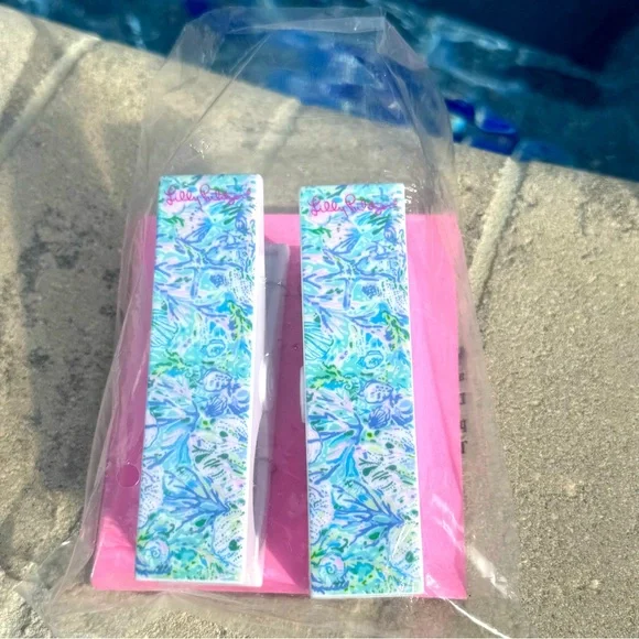 Lilly Pulitzer Towel Clips Chair Clips Pool Beach Cruise NWT 🆕 2x Set - Picture 3 of 5